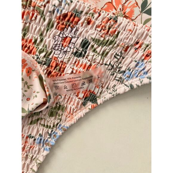 Soly Hux Women's Bikini Size L Floral Print Smocked Underwire NWOT - Picture 4 of 8